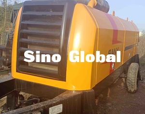 येलो यूज्ड सैनी ट्रेलर माउंटेड कंक्रीट पम्प 180KW HBT8018C
